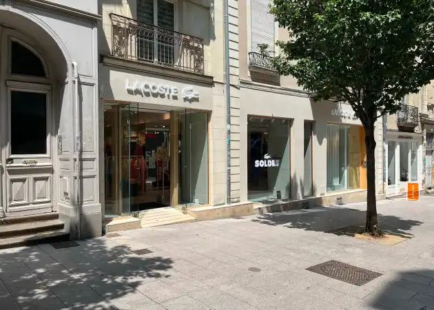 C3ie Miroiterie Vitrerie Dans La Sarthe Devantures De Magasins